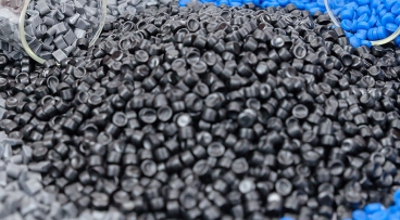 插入和注塑成型